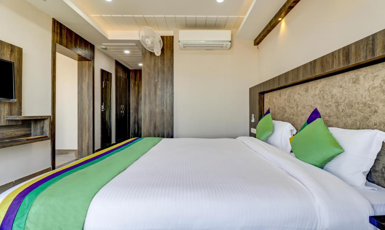 Hotel Bikalal, Bikaner Bagian luar foto